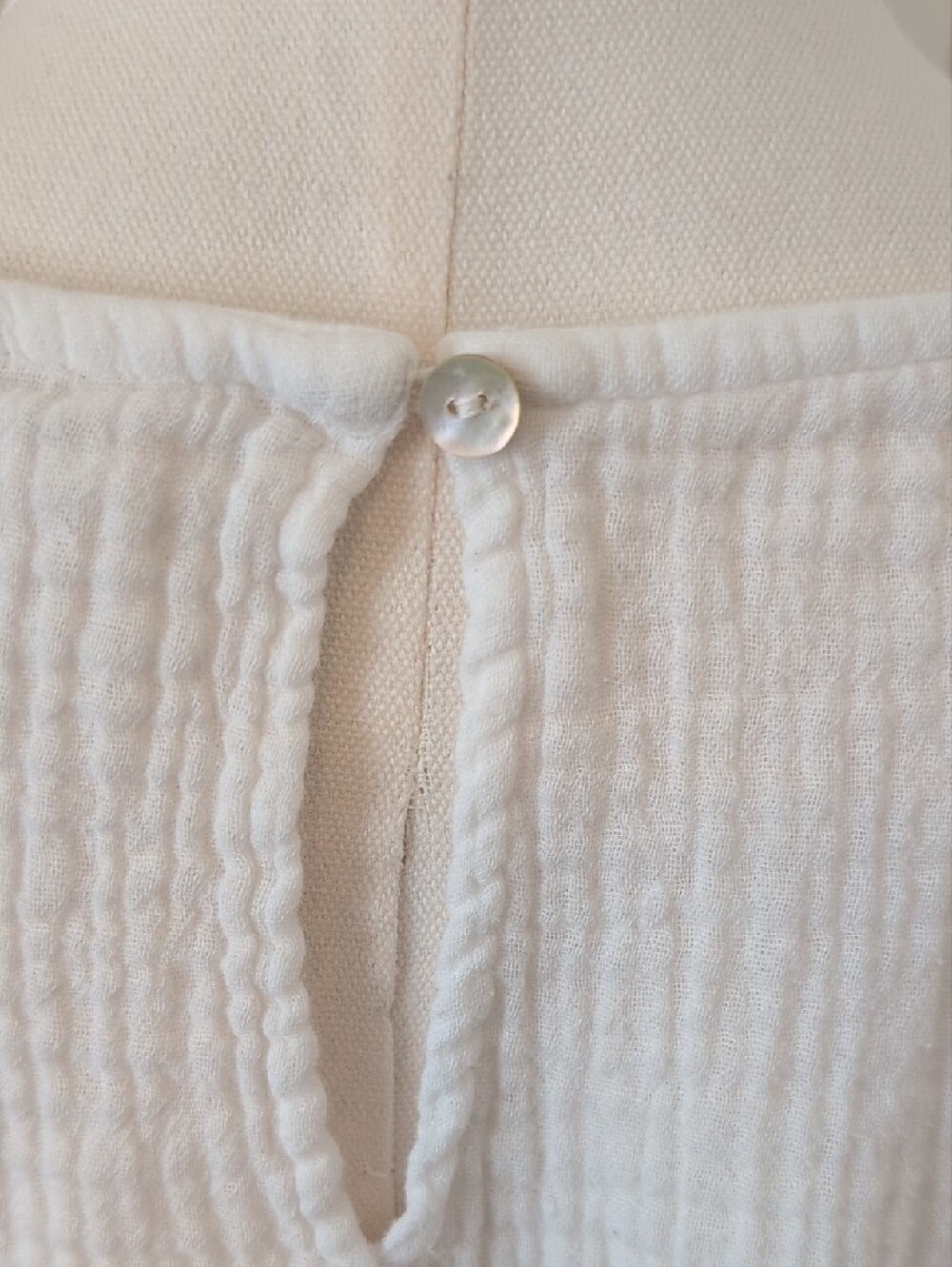 BEACH LUNCH LOUNGE Cotton Gauze Short Sleeve Top White Relaxed Ruffle Trim XL - Picture 4 of 10